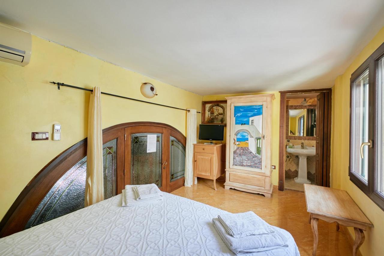 Centro Storico Rooms 加利波利 外观 照片