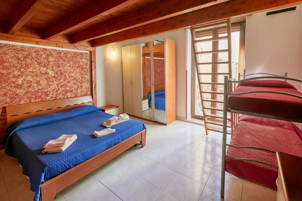 Centro Storico Rooms 加利波利 外观 照片