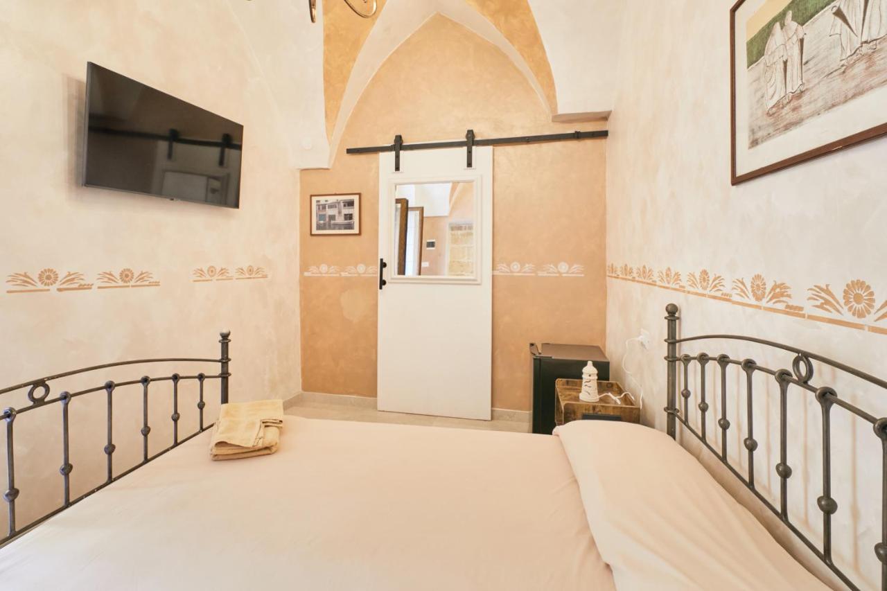 Centro Storico Rooms 加利波利 外观 照片