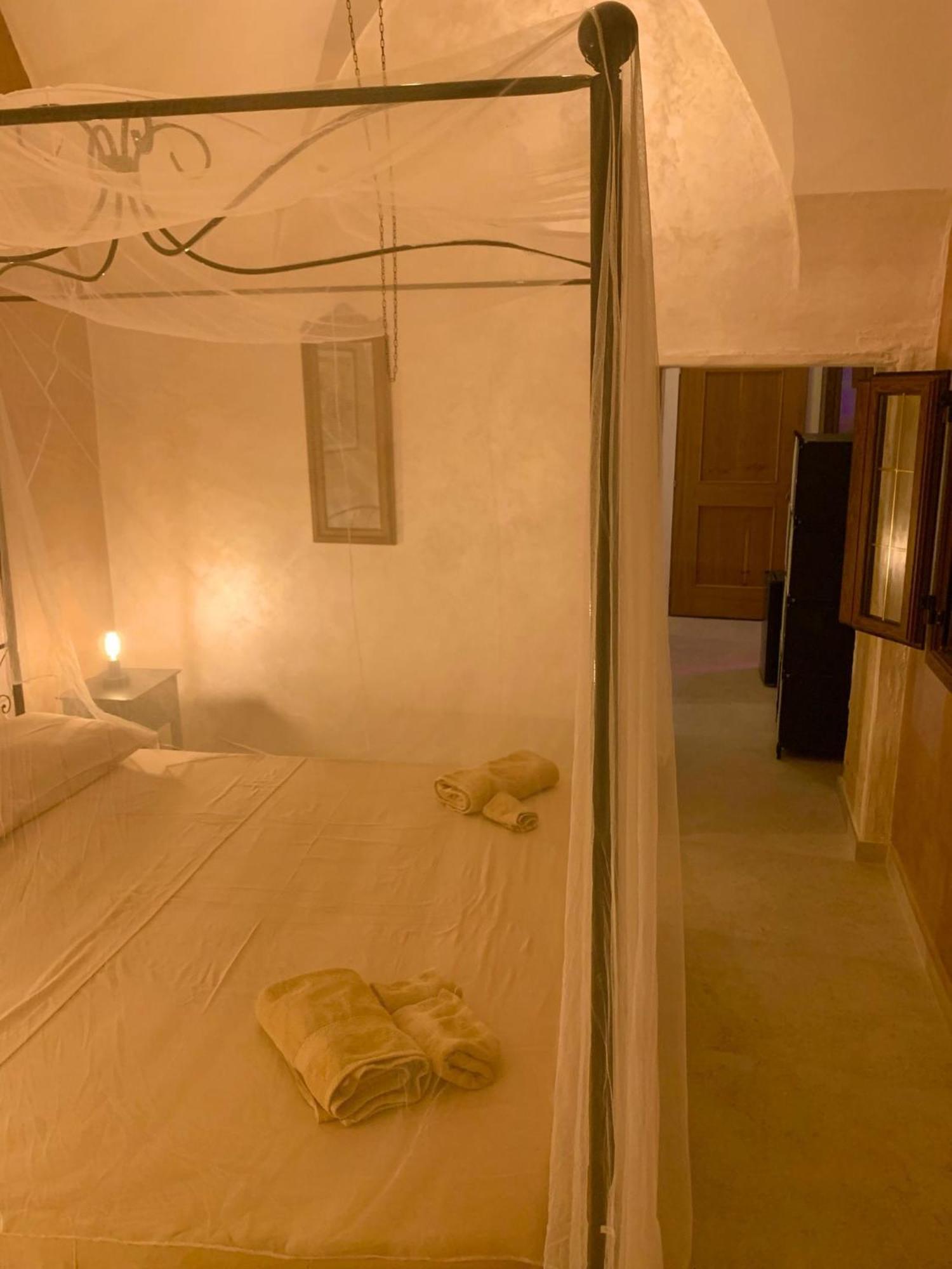 Centro Storico Rooms 加利波利 外观 照片