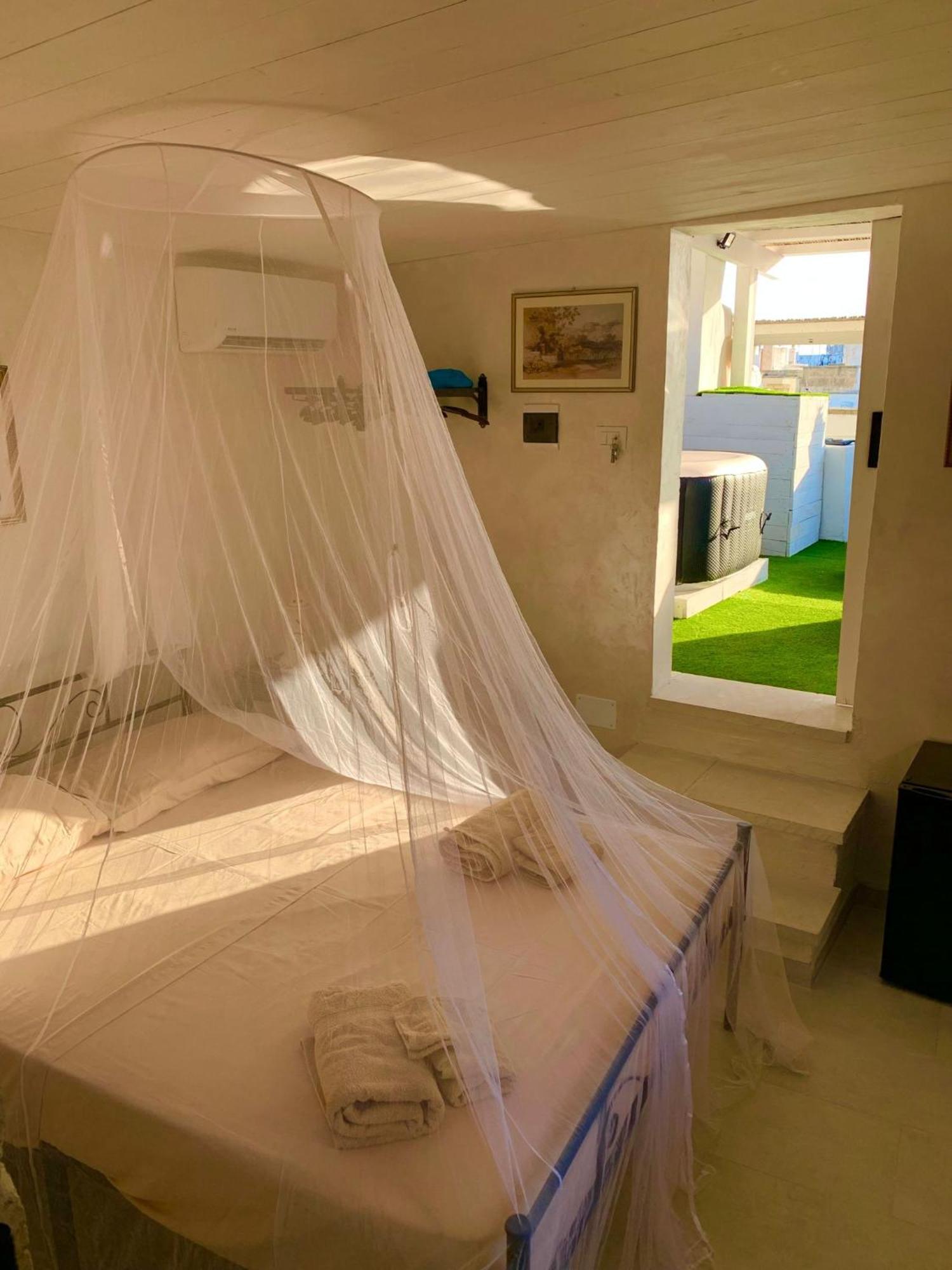 Centro Storico Rooms 加利波利 外观 照片