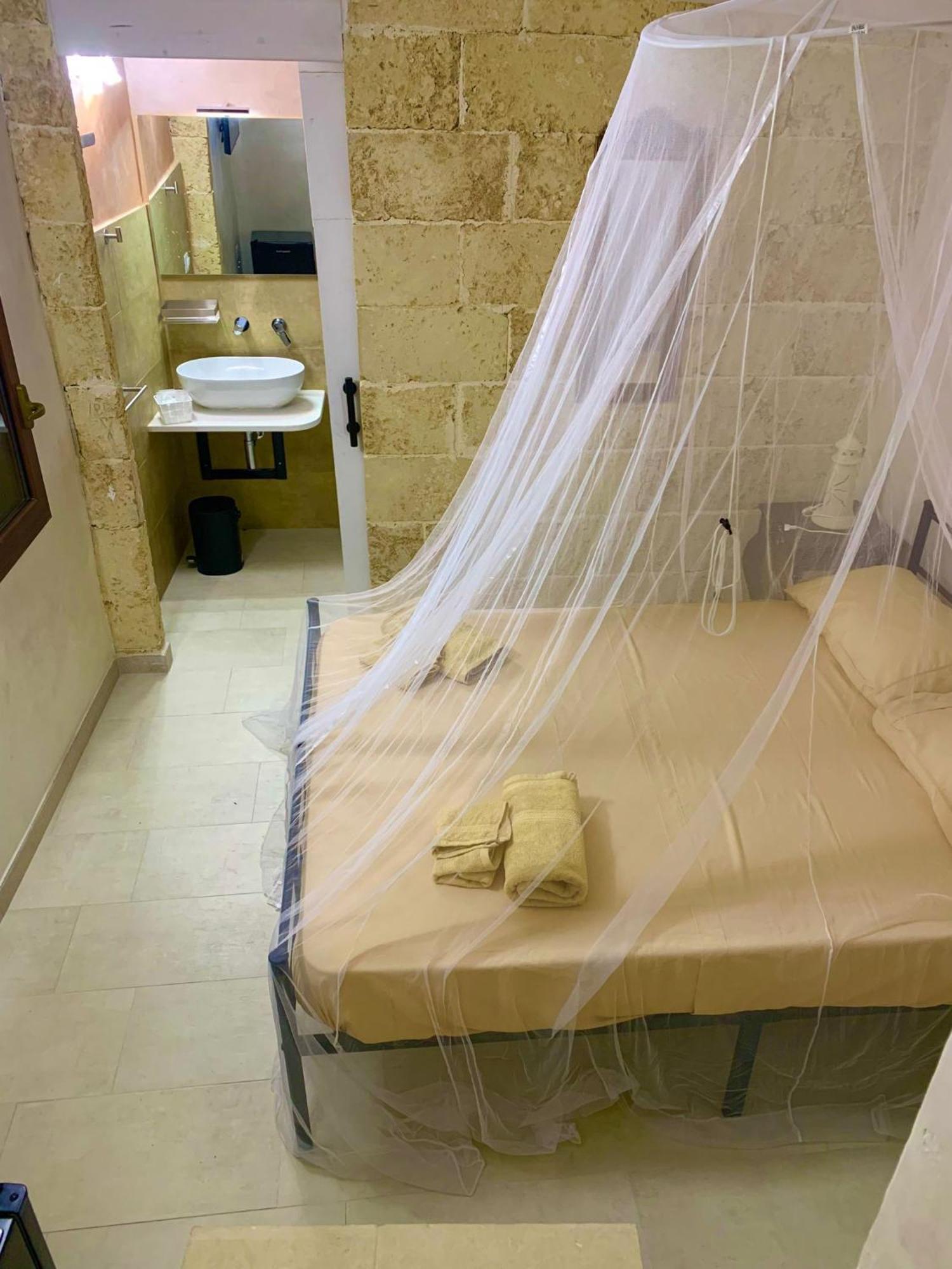 Centro Storico Rooms 加利波利 外观 照片
